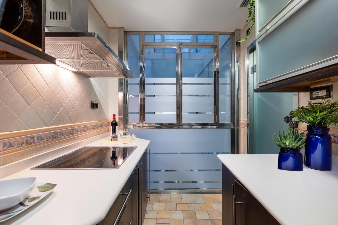 Dreaming Bib Rambla - Free Parking Apartment Granada Ngoại thất bức ảnh